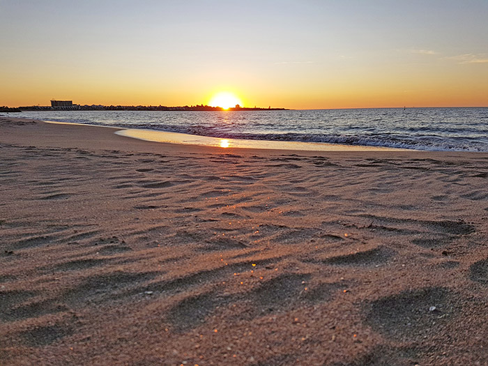 Silver sands beach mandurah strawberry umbrella short wedding ceremony